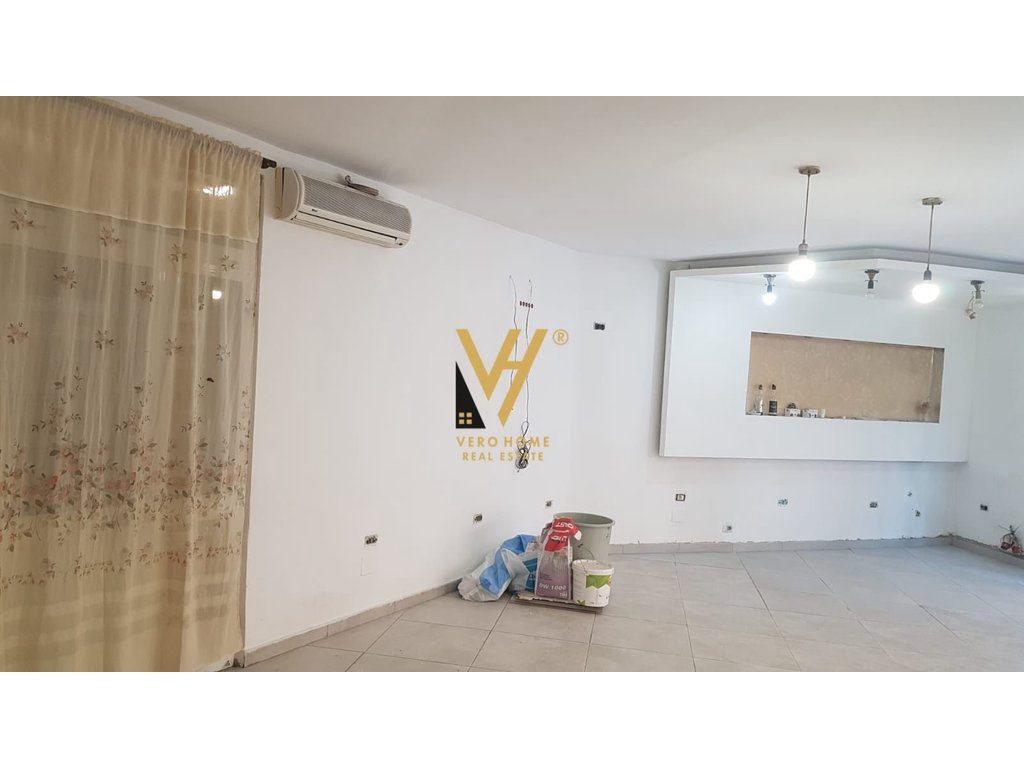 JEPET DYQAN 60 M2 ME QERA TE ZOGU I ZI 500 EURO 3