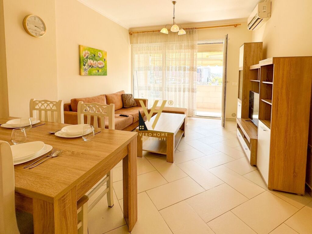 Jepet Apartament 2+1+ballkon me qera te Rruga e Kavajes 76 m2 3