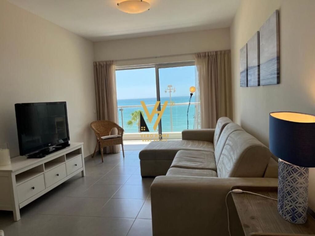 Shitet Apartament 2+1+ballkon te Mali i Robit 100 m2