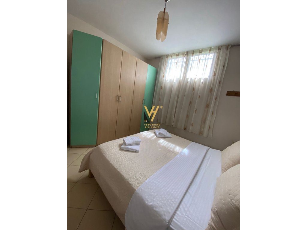 JEPET SHTEPI PRIVATE ME QIRA TE BLV. ZOGU I 85.000 LEKE 4