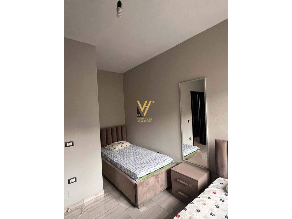 SHITET VILE KATER KATESHE NE POGRADEC 850.000 EURO