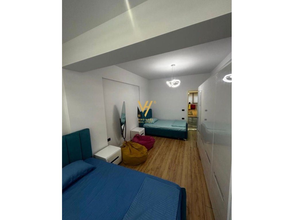 JEPET APARTAMENT 2+1+2 ME QIRA TE MYSLYM SHYRI 1.000 EURO 4