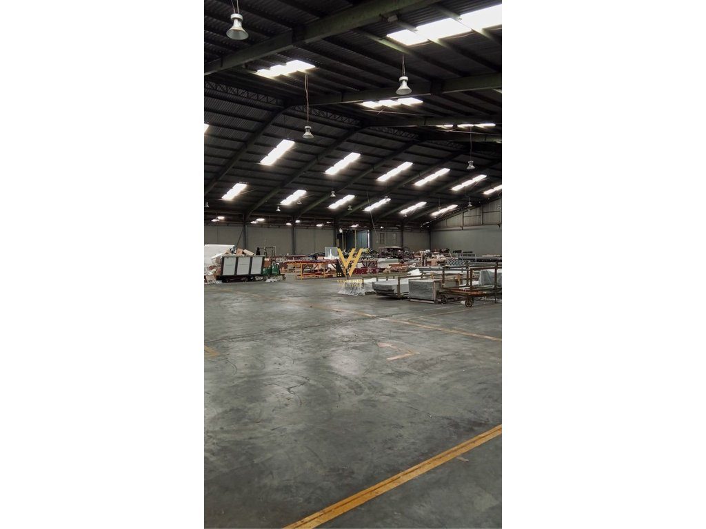 JEPET KAPANON 3.600 M2 ME QIRA NE SHENAVLASH, DURRES 8.000 EURO