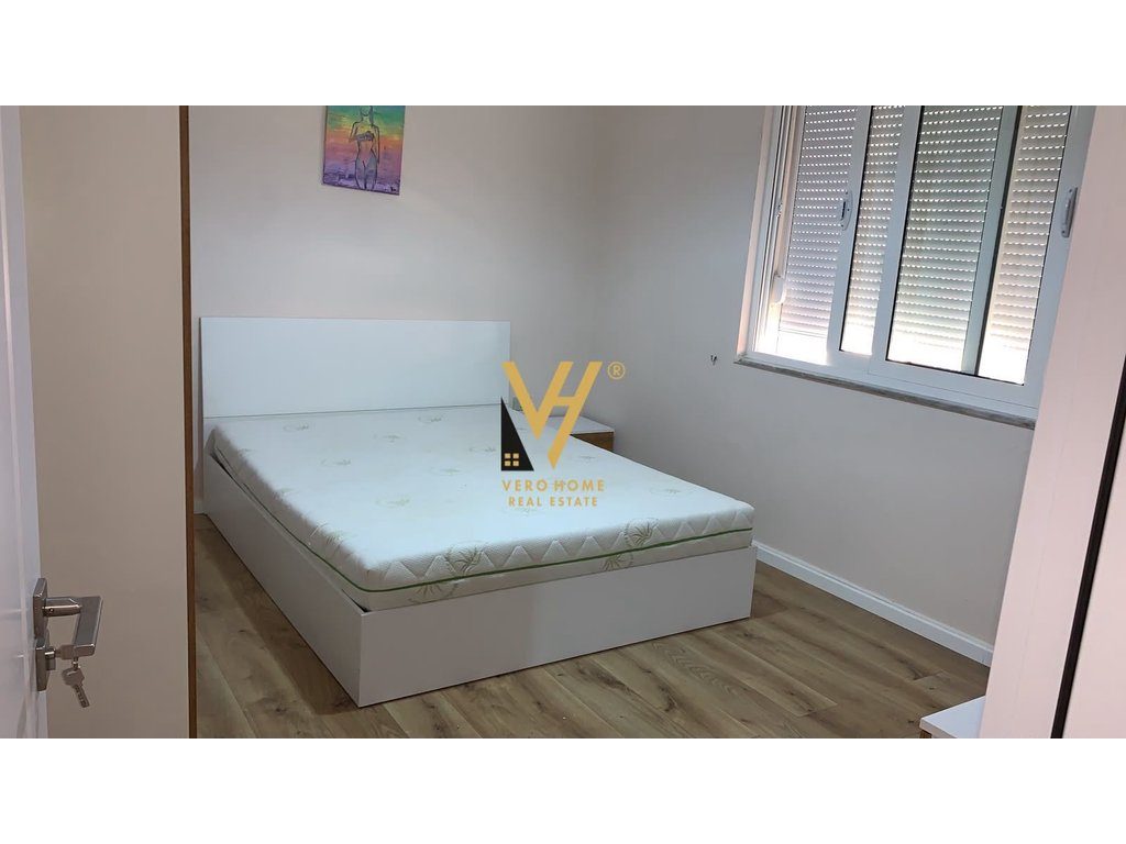 JEPET APARTAMENT 2+1 ME QERA NE VASIL SHANTO 65.000 LEKE 2