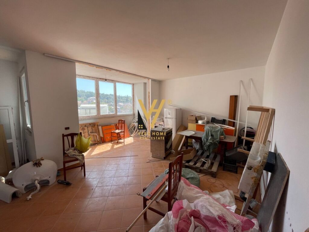 Shitet apartament 3+1+verande te Vilat Gjermane 169 m2 3