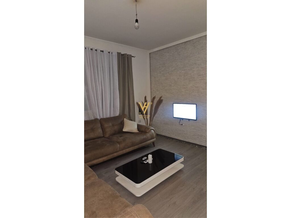 Jepet Apartament 2+1+ballkon me qera te Globi , Rruga e Kavajes 85 m2