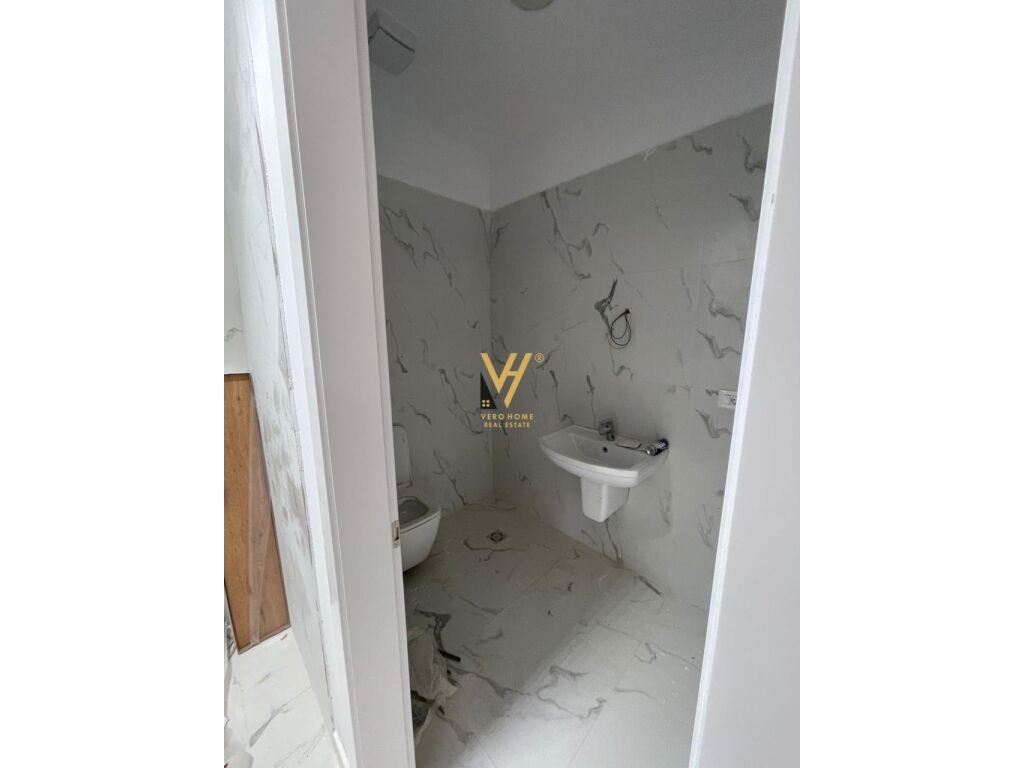 Jepet Zyre me qera te Kompleksi Delijorgji 327 m2