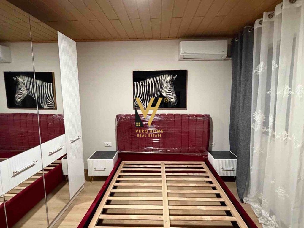 JEPET APARTAMENT 1+1+BLK ME QERA TE RRUGA KAVAJES 60.000 LEKE 4