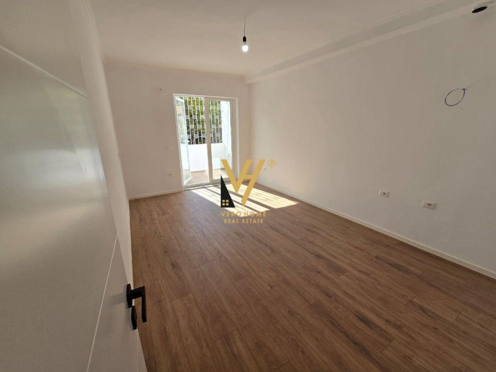 SHITET APARTAMENT 1+1+BLK NE DON BOSKO 125.000 EURO 3