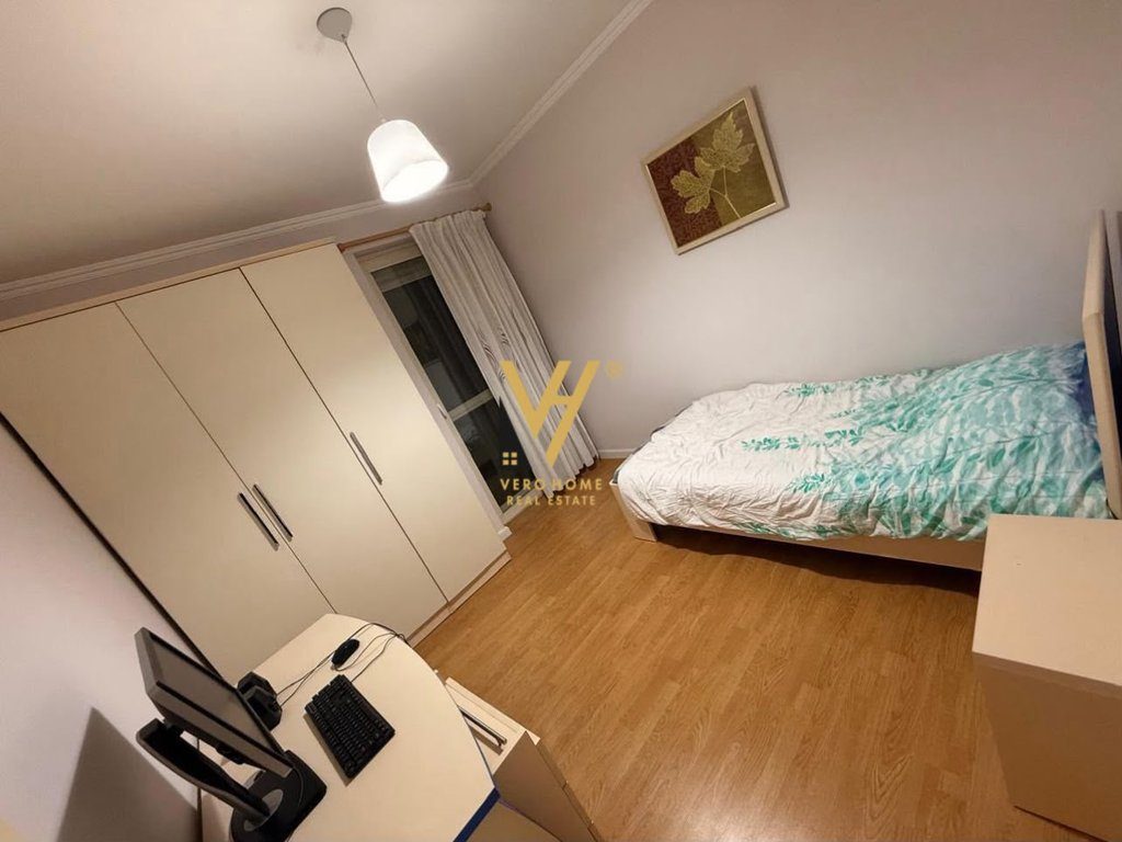 JEPET APARTAMENT 2+1+2+BLK ME QERA TE JORDAN MISJA 110.000 LEKE 3