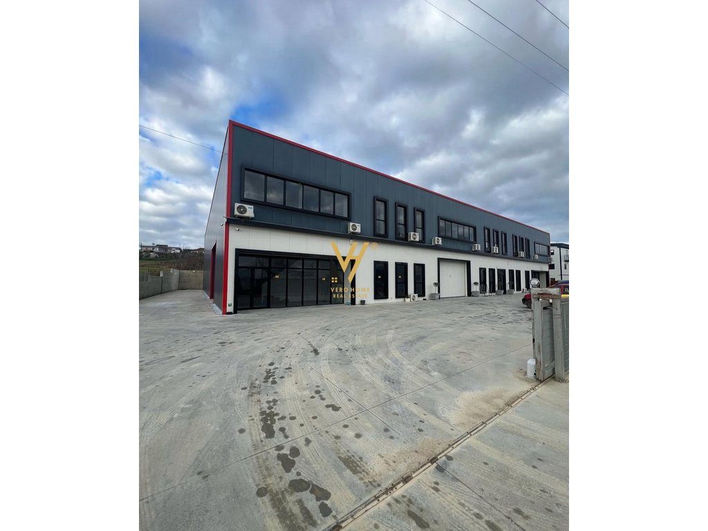 SHITET KAPANON 1100 M2 NE VORE 650.000 EURO