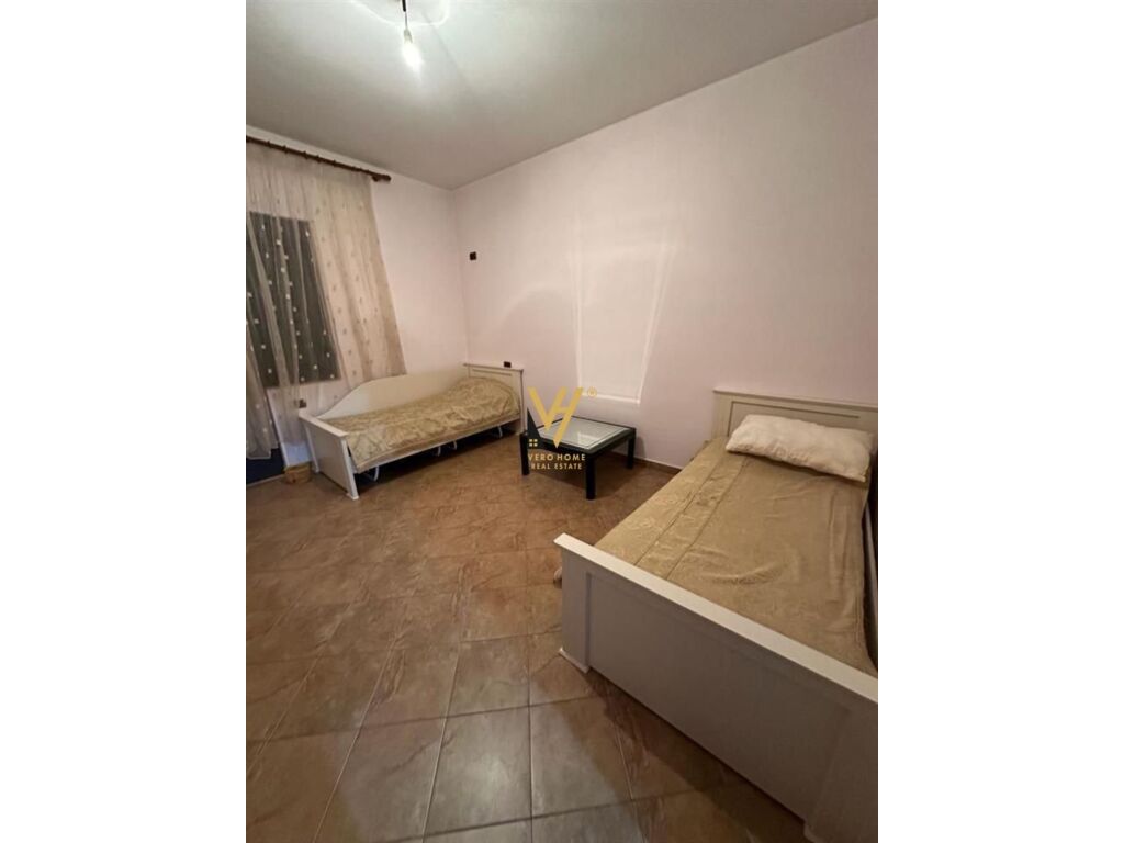 Jepet Apartament 2+1+ballkon me qera ne Selite 120 m2 3