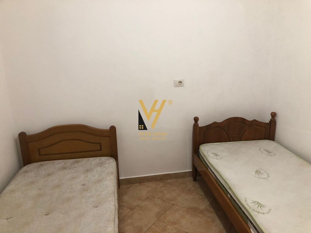 Jepet Apartament 2+1 me qera te Liqeni Artificial 85 m2 2