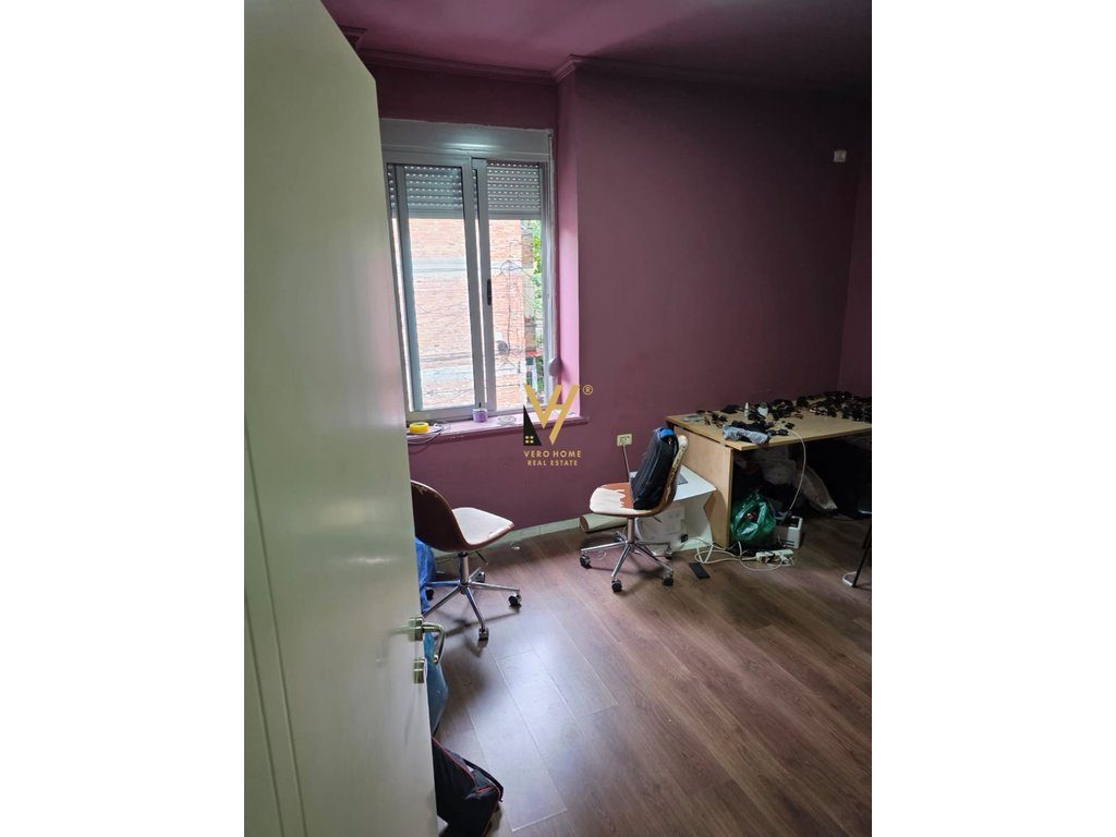 JEPET ZYRE 75 M2 ME QERA TE STADIUMI DINAMO 55.000 LEKE 3