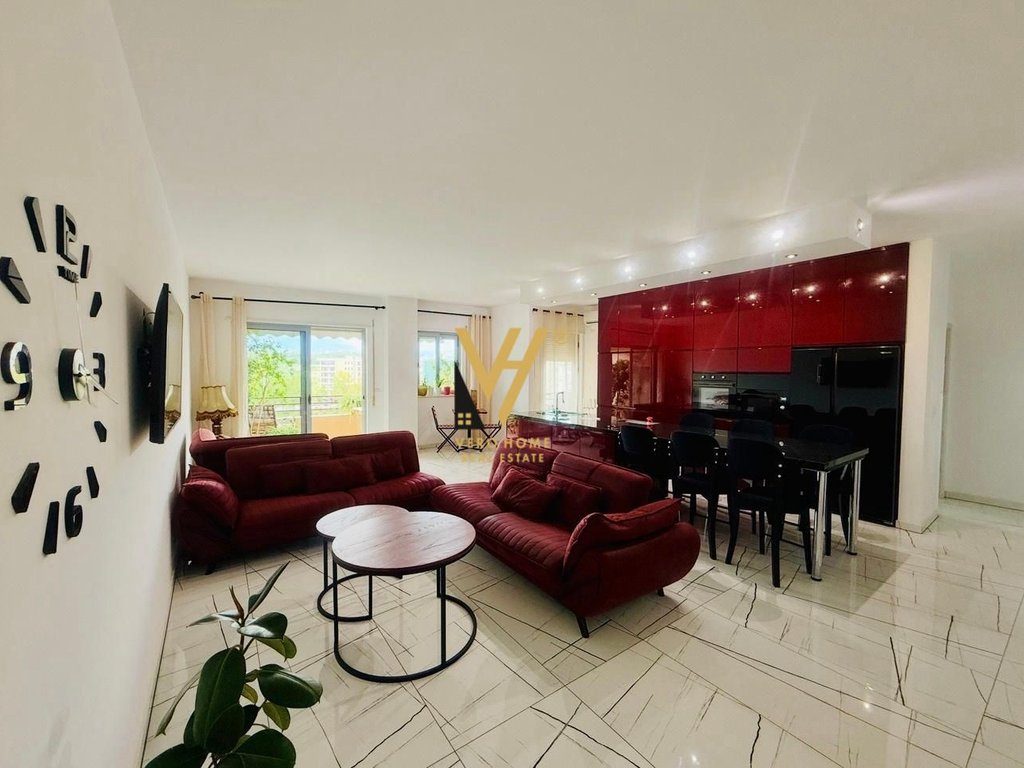 JEPET APARTAMENT 2+1+3BLK ME QIRA TE LIQENI I THATE 1.200 EURO 2