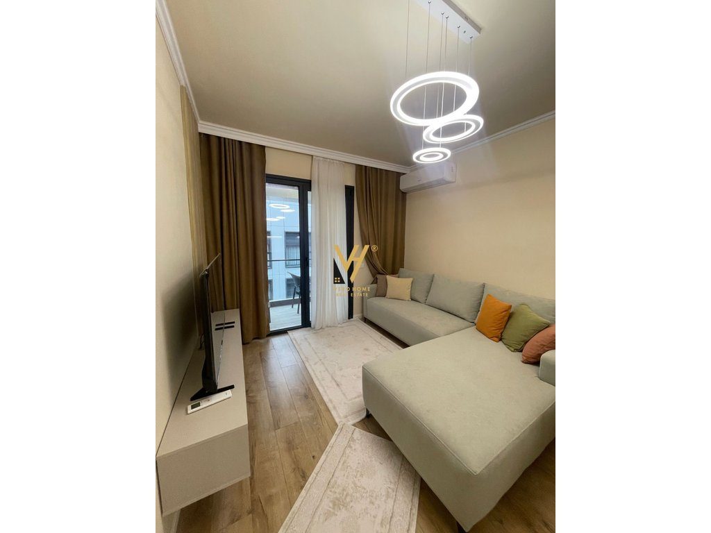 JEPET APARTAMENT 1+1 ME QERA TE LIQENI ARTIFICIAL 1.000 EURO