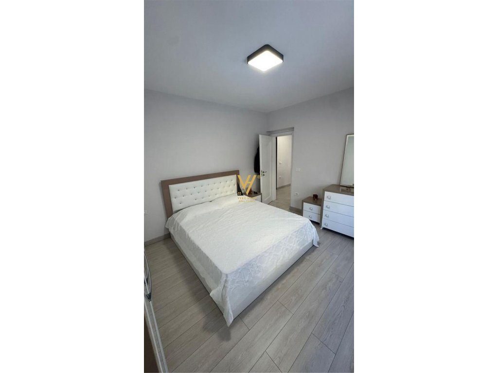 JEPET APARTAMENT 1+1+BLK ME QERA TE RRUGA E ELBASANIT 65.000 LEKE 2