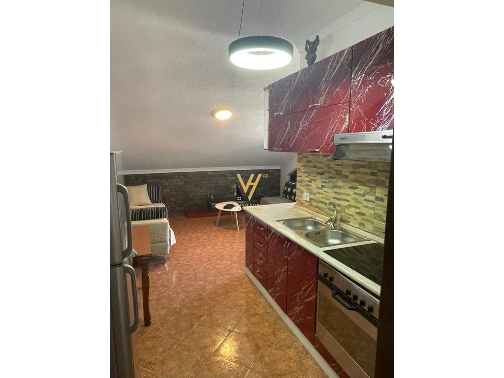 SHITET APARTAMENT PAPAFINGO 2+1+BLK NE GOLEM 8.500.000 LEKE 2