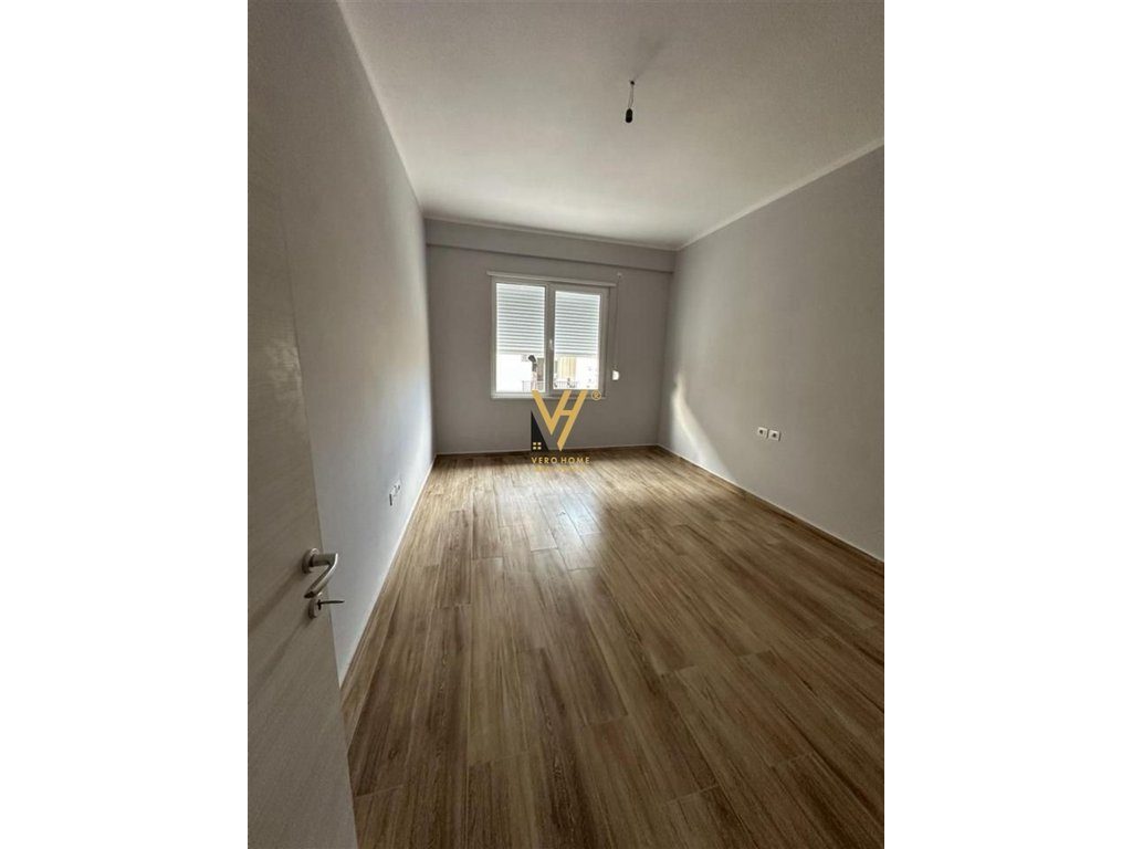 SHITET APARTAMENT 2+1+BLK NE KAMEZ 114.000 EURO 2