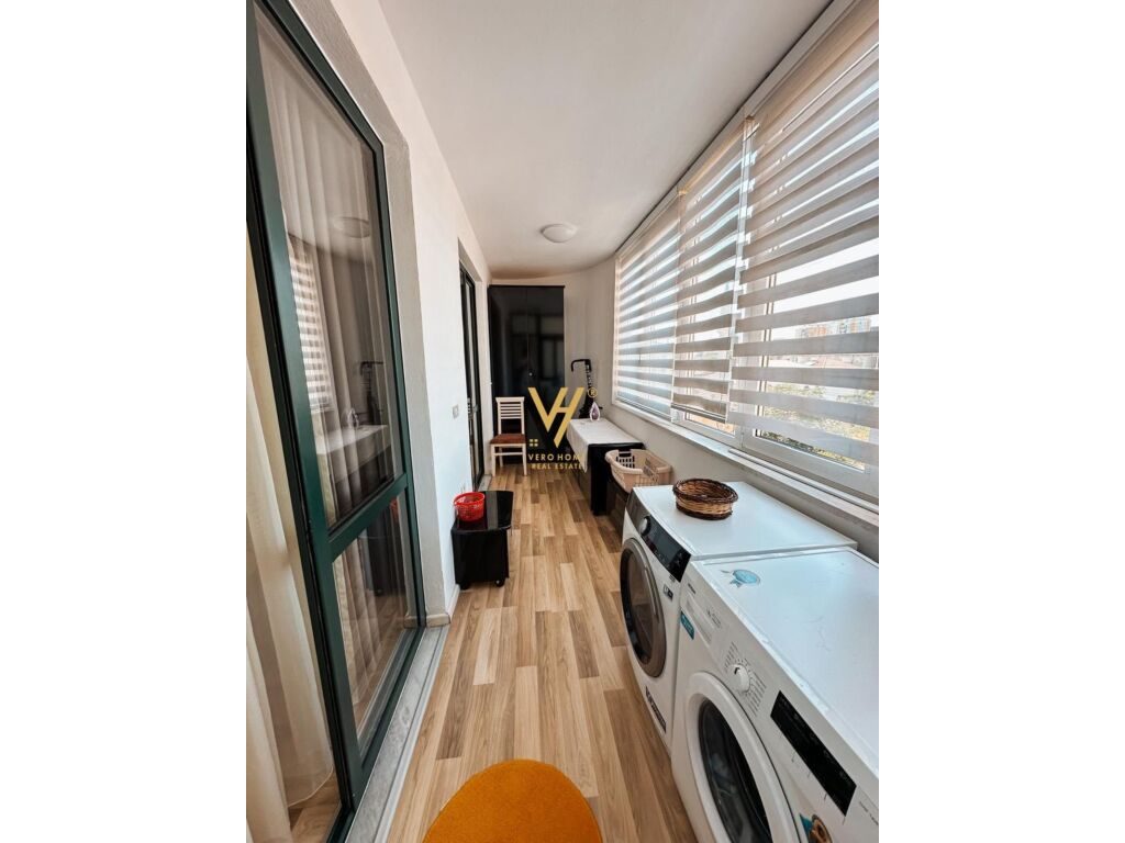 Shitet Apartament 2+1+2+ballkon te Rruga e Elbasanit 125 m2 4