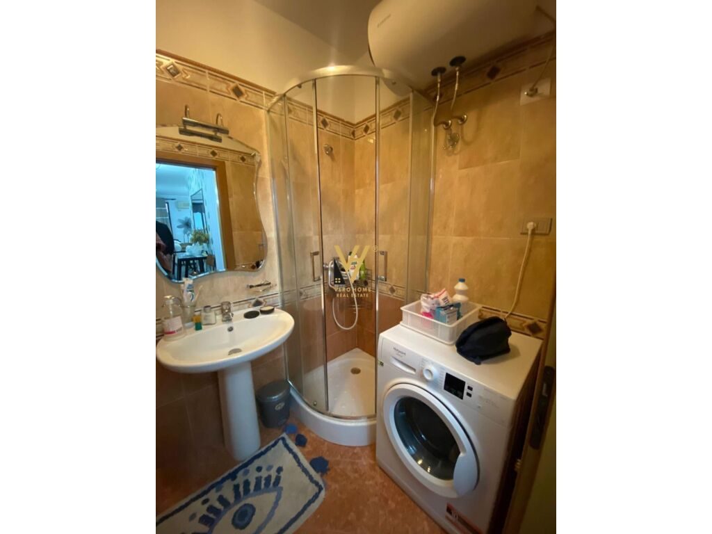 Jepet Apartament 2+1+ballkon me qera te Sheshi Willson 120 m2 2