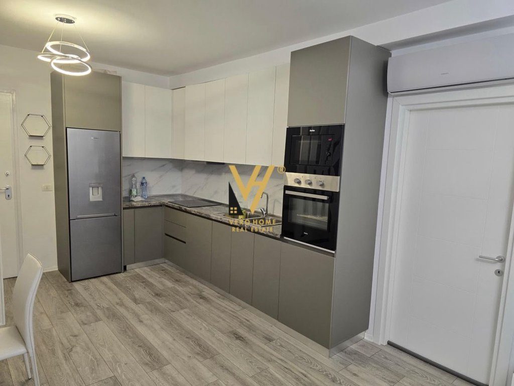JEPET APARTAMENT 1+1+BLK ME QERA NE ALI DEM 60.000 LEKE 2