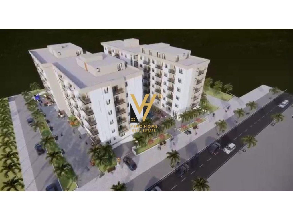 SHITET PAPAFINGO 1+1+VERANDE TE MALI I ROBIT 95.000 EURO