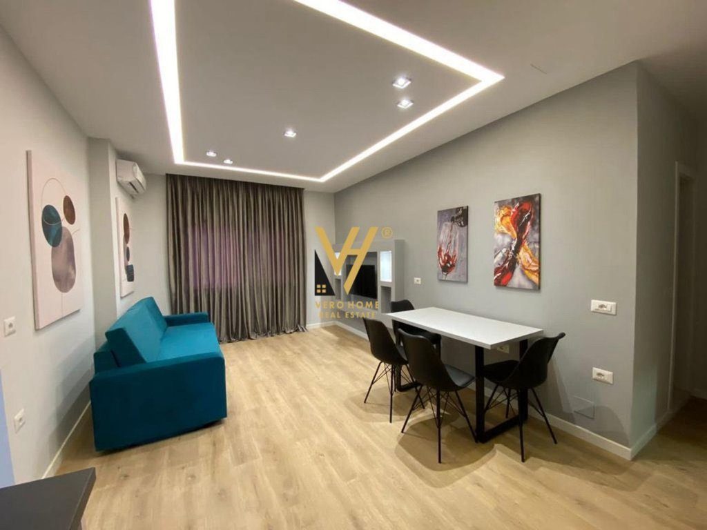 JEPET APARTAMENT LUKSOZ 2+1 ME QIRA TE 21 DHJETORI 60.000 LEKE