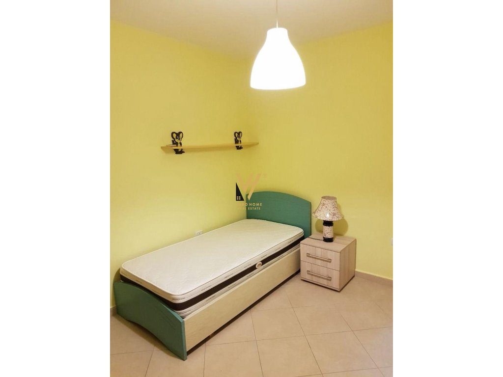 JEPET APARTAMENT 2+1+2 ME QIRA TE RRUGA E BARRIKADAVE 700 EURO 4