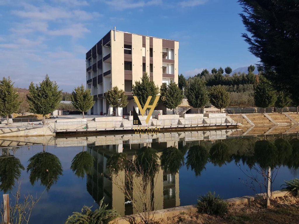 SHITET HOTEL NË ZONËN E GURRES,3.900.000 EURO