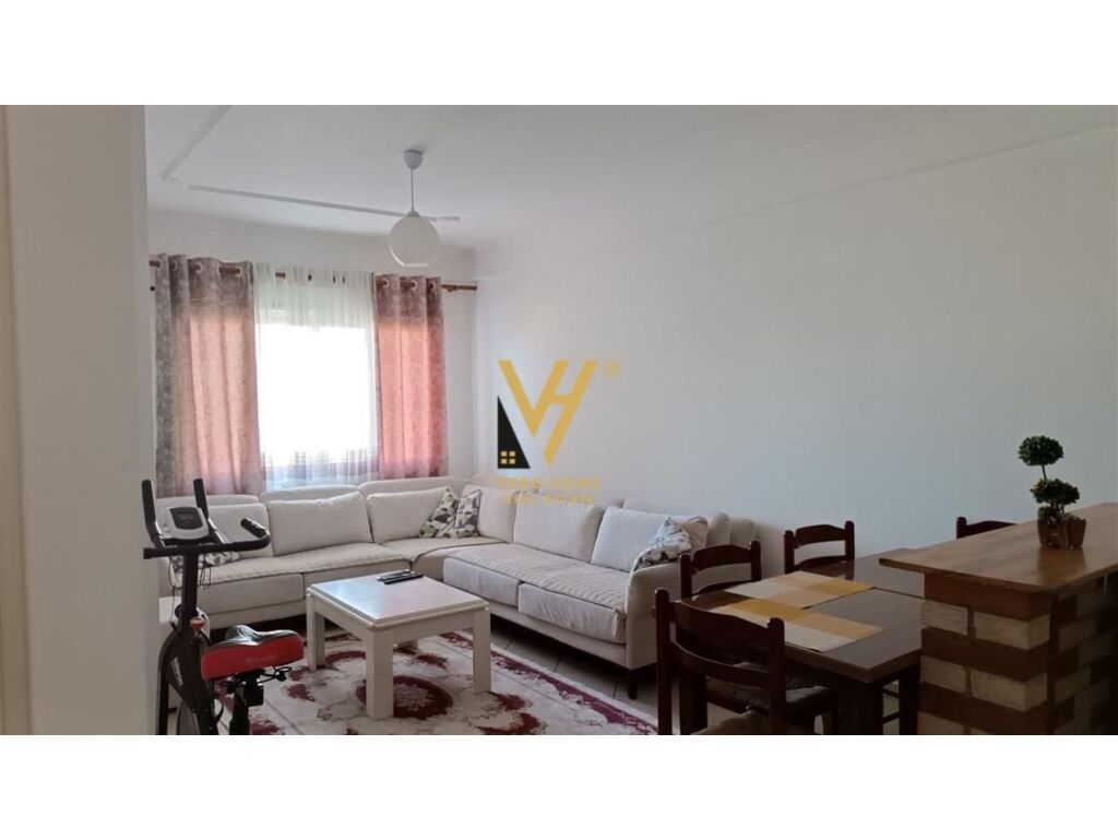 Jepet Apartament 1+1+ballkon me qera te Ish Parku i Autobuzave 60 m2 3