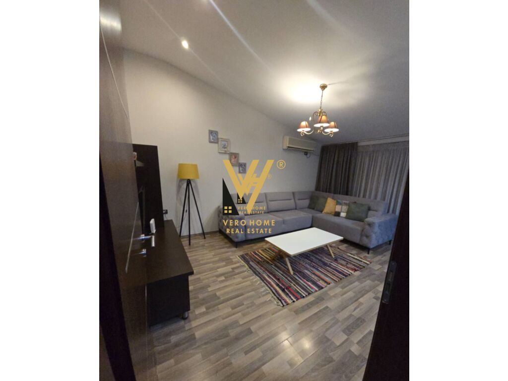 JEPET APARTAMENT 1+1+BLK ME QERA TE BLLOKU 650 EURO