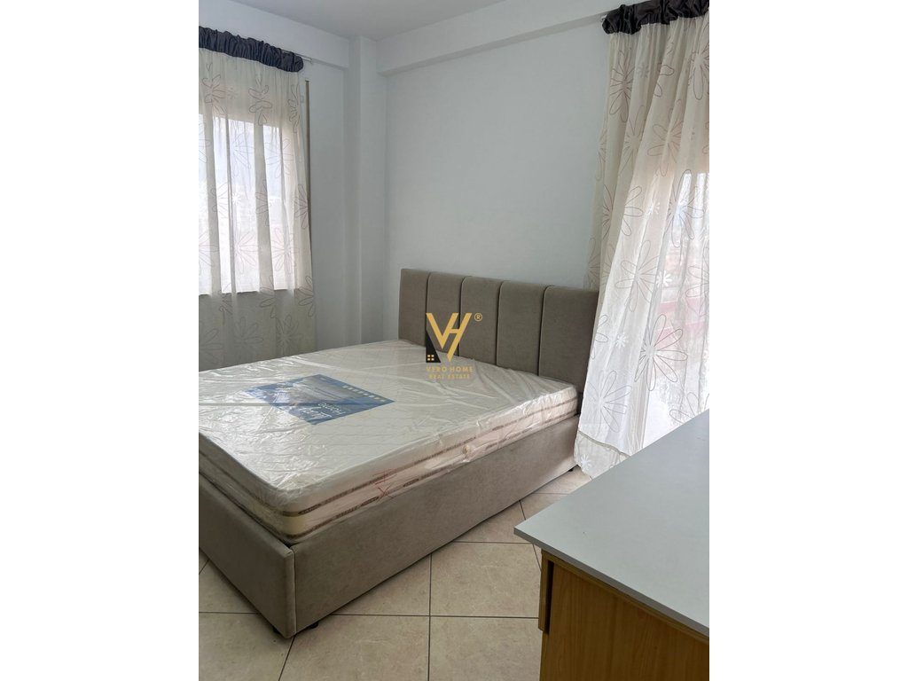 JEPET APARTAMENT 2+1+BLK ME QIRA TE KONGRES I MANASTIRIT 60.000 LEKE 3