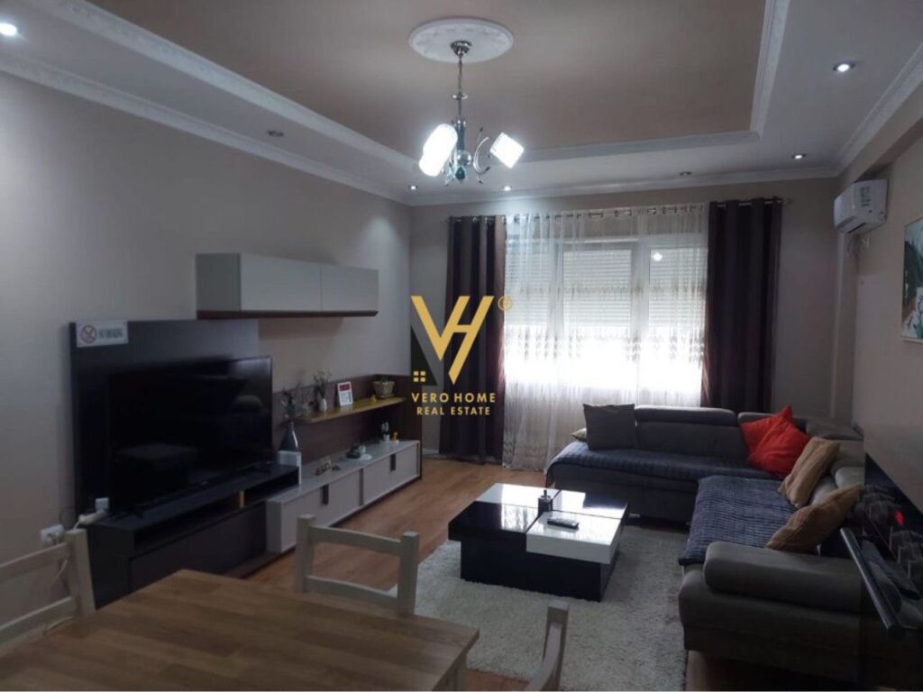 Jepet Apartament 2+1+ballkon me qera te Kopshti Botanik 93 m2 3