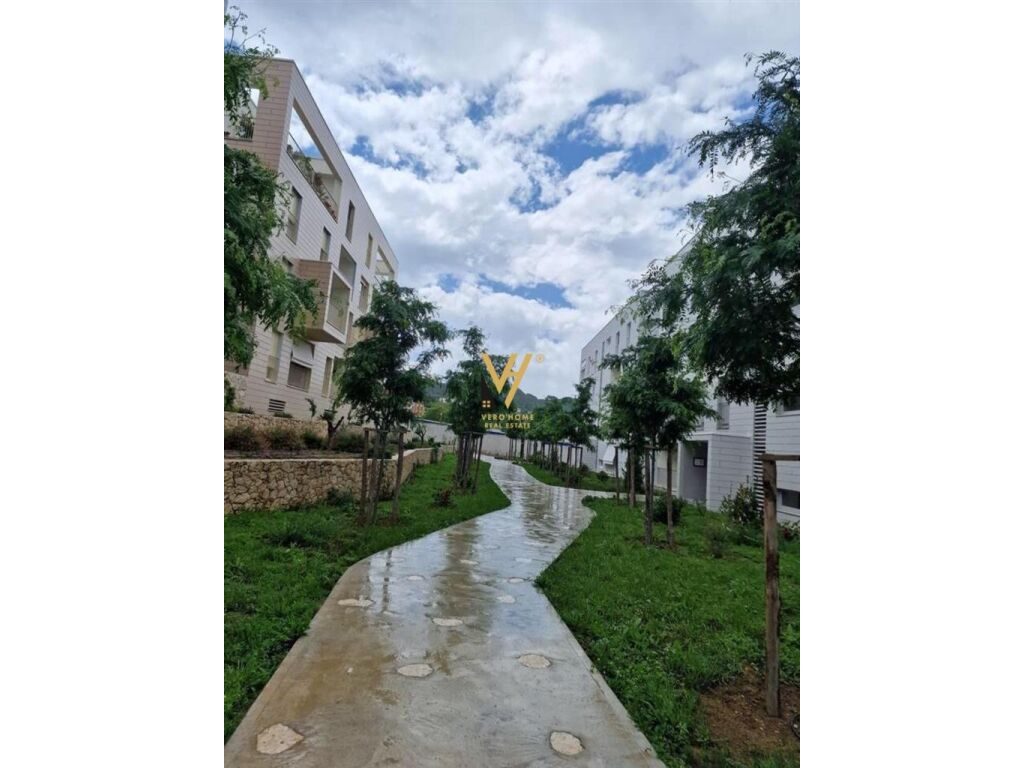 Jepet Apartament 2+1 me qera te Rezidenca Park Life 106 m2 2