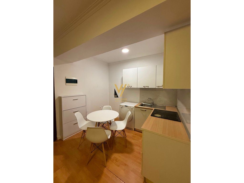 JEPET APARTAMENT 2+1 ME QIRA NE ISH-BLLOK 980 EURO 3