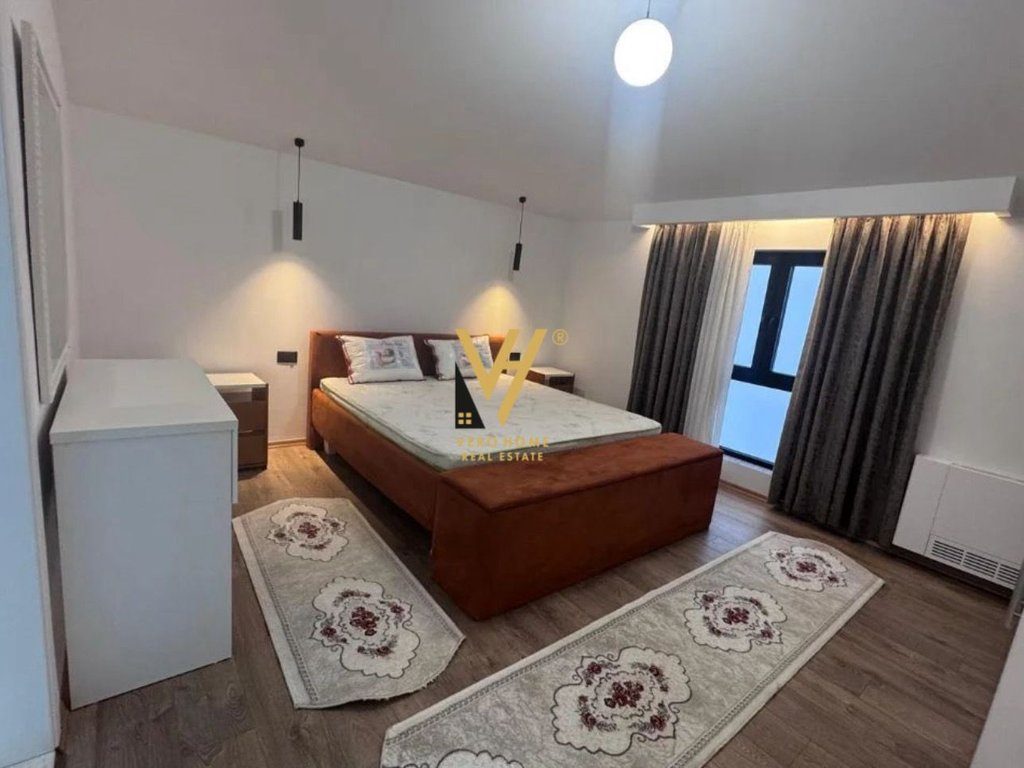 JEPET HYRJE 2+1+2+BLK ME QIRA NE LAPRAKE 1.000 EURO 3