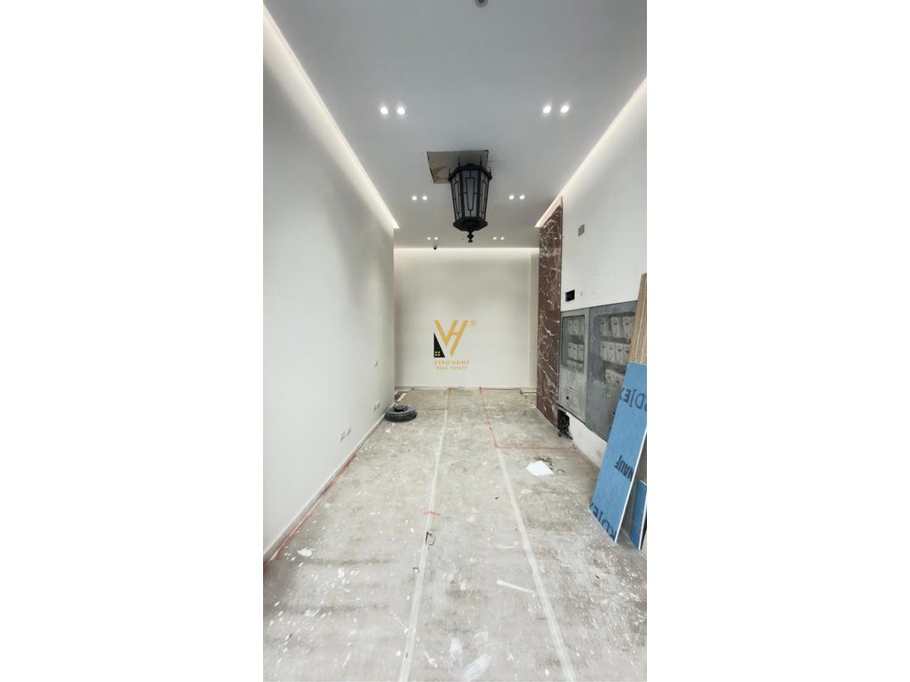JEPET AMBIENT BIZNESI 129 M2 ME QIRA TE LIQENI I THATE 4.000 EURO 4