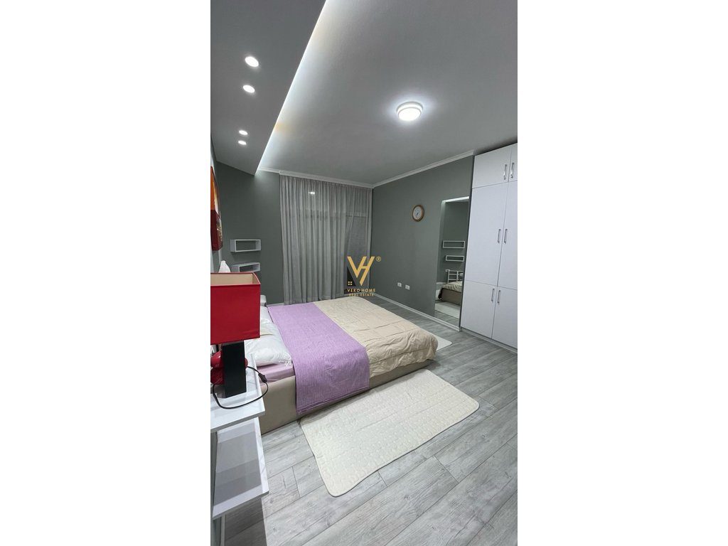 JEPET APARTAMENT 1+1 ME QERA TE KOMUNA E PARISIT 65.000 LEKE 3