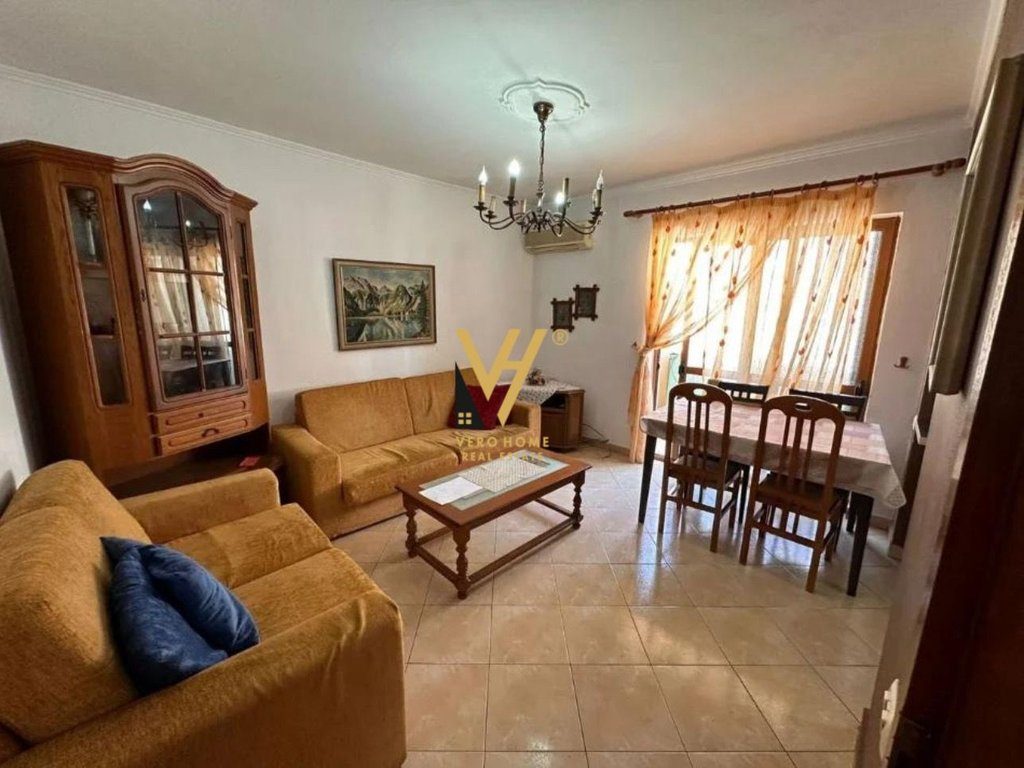 JEPET APARTAMENT 2+1+BLK ME QIRA TE MATERNITETI I RI 50.000 LEKE