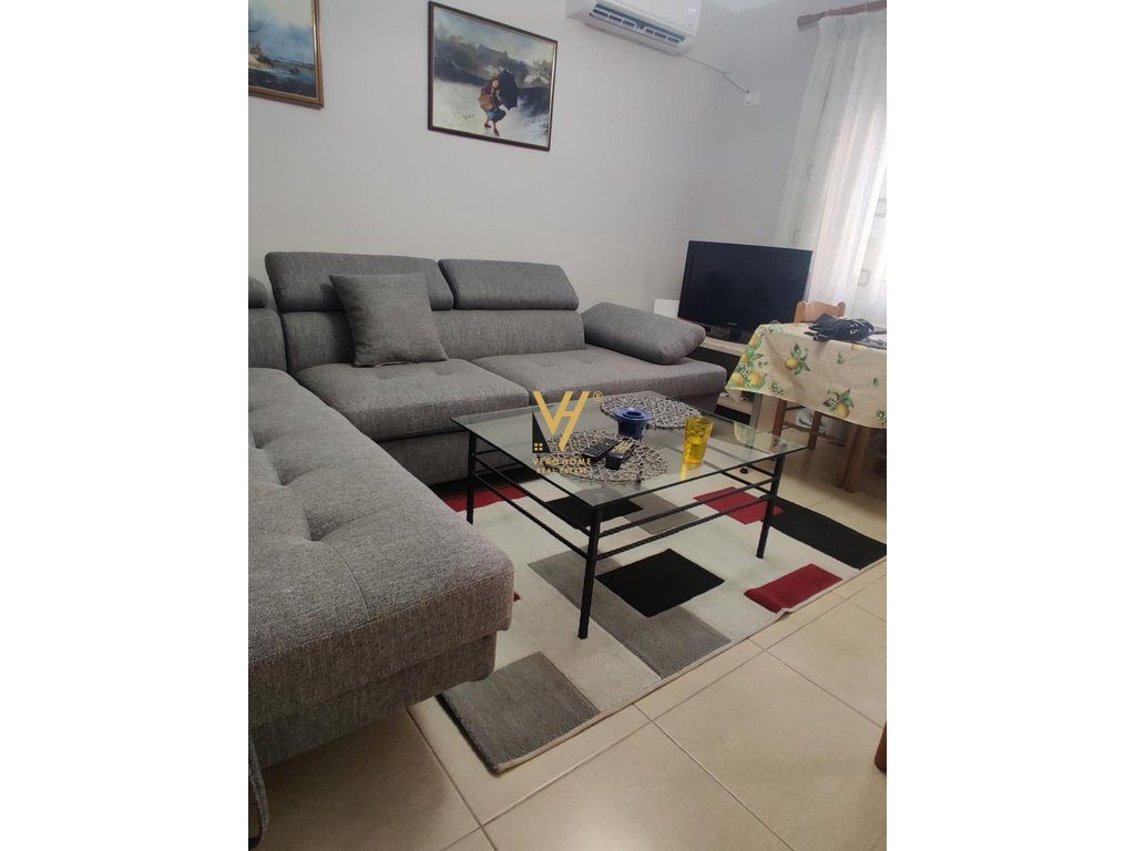 JEPET APARTAMENT 2+1+BLK ME QIRA TEK RRUGA E DURRESIT 60.000 LEKE