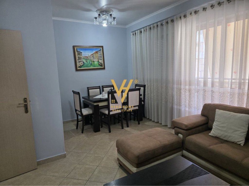 JEPET APARTAMENT 2+1+BLK ME QERA NE ASTIR 600 EURO 4