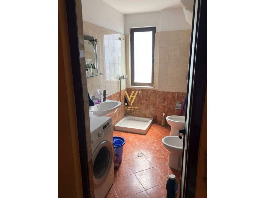 Shitet apartament 2+1+ballkon ne Porcelan 95 m2 2