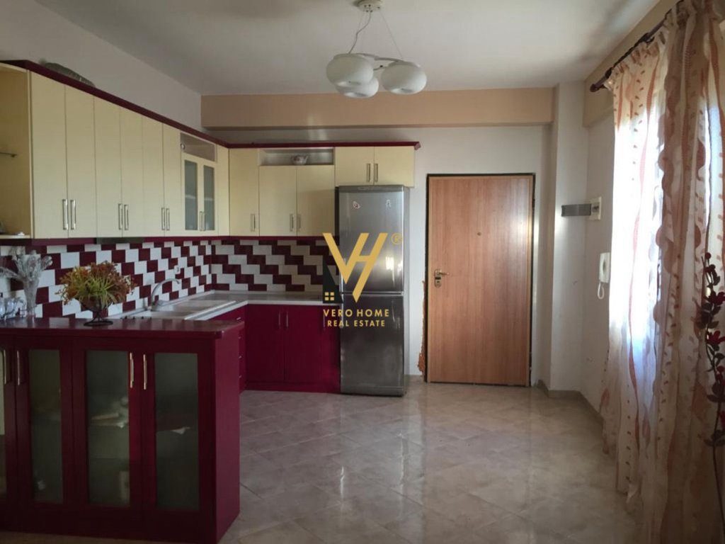 SHITET APARTAMENT 2+1+2+BLK NE FIER 100.000 EURO 2