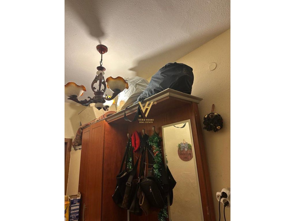 JEPET APARTAMENT 1+1 ME QERA TE PALLATI ME SHIGJETA 45.000 LEKE 2