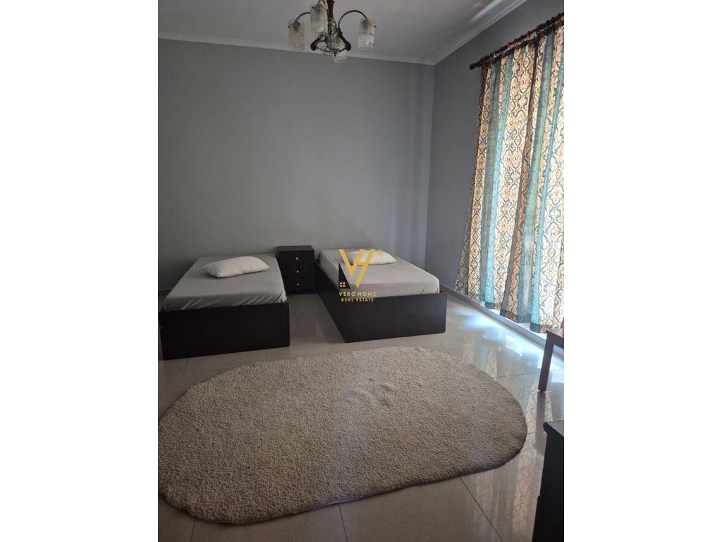 JEPET APARTAMENT 1+1 ME QIRA TE MEDRESEJA 50.000 LEKE 3