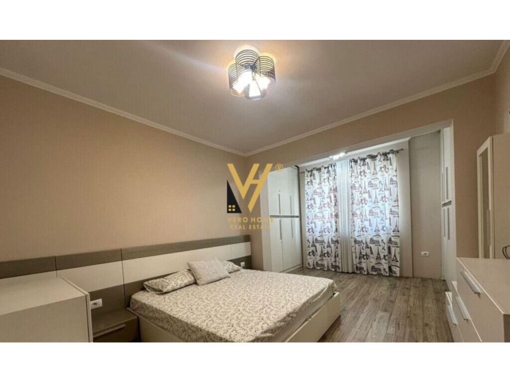 Jepet Apartament 2+1+ballkon me qera te Rruga e Durresit 133 m2 2