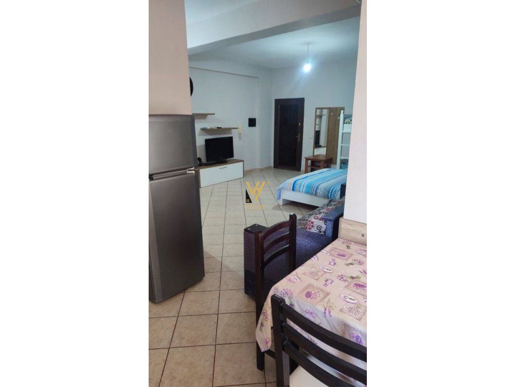 SHITET GARSONIERE 50M2 NE LUNGOMARE 98.000 EURO