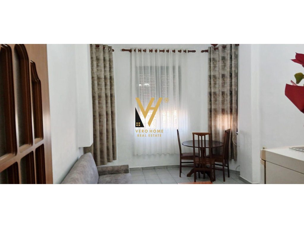 JEPET APARTAMENT 1+1 ME QERA TE PALLATET AGIMI 60.000 LEKE 1