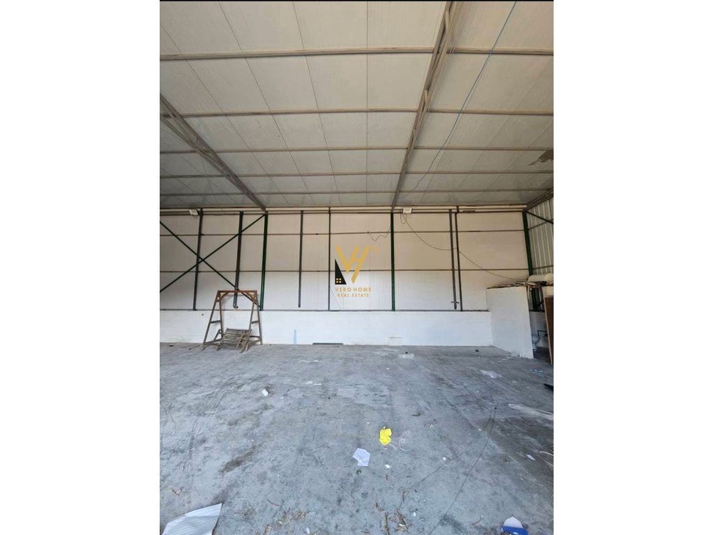 JEPET MAGAZINE 200 M2 ME QERA NE PRUSH 100.000 LEKE 2